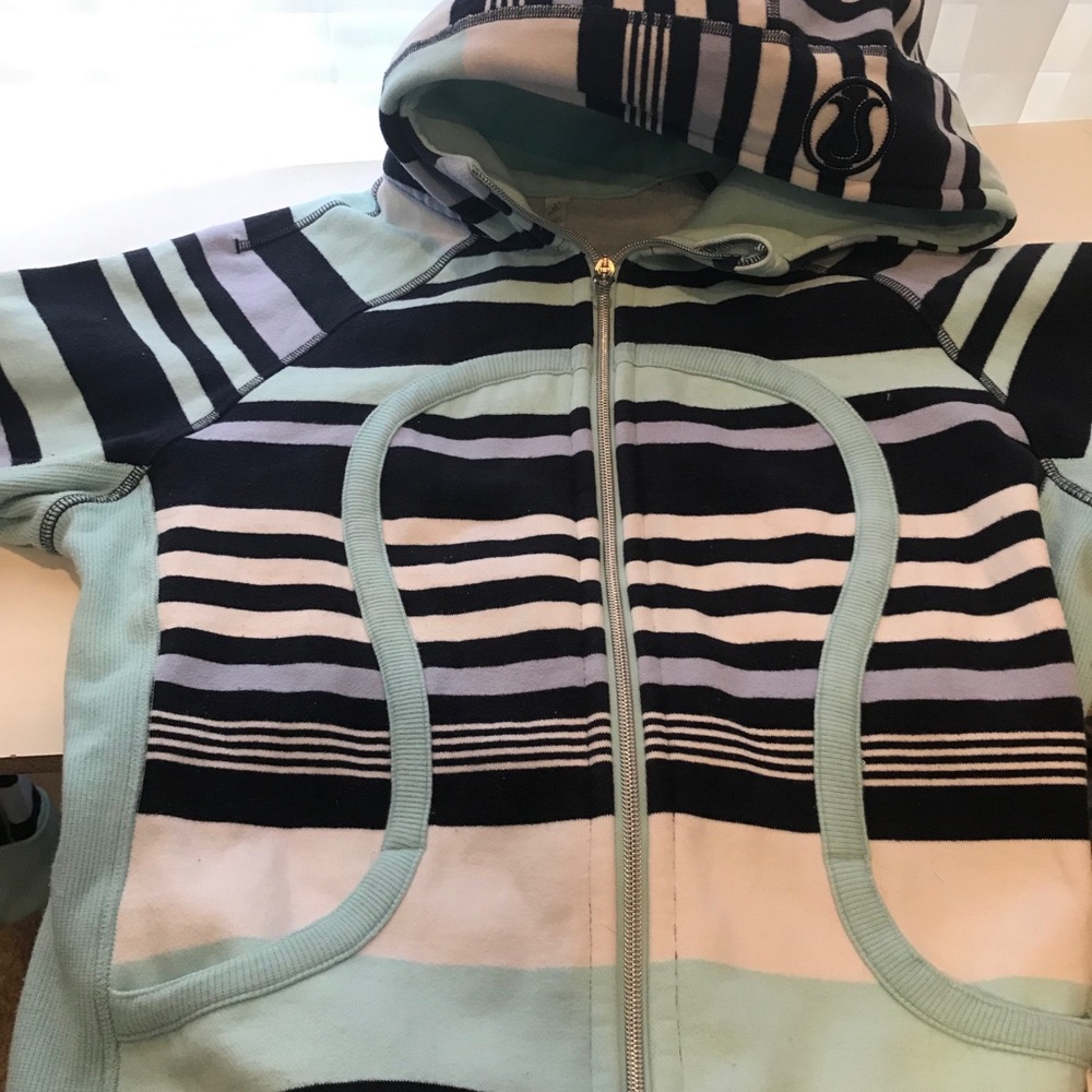 lululemon zip up sweatshirt
